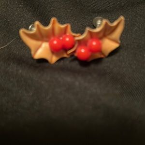 Vintage Christmas Looking Clip Earrings leaf with red